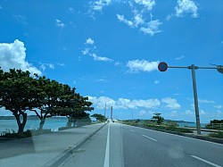 うるま市　海中道路